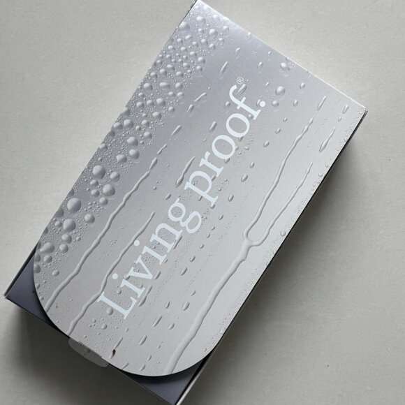 Living proof Perfect Hair Day Dry Shampoo kit - Picture 2 of 2